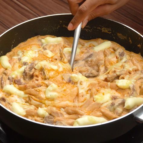 Macarrão Cremoso de Uma Panela Só em 30 Minutos com Nestlé