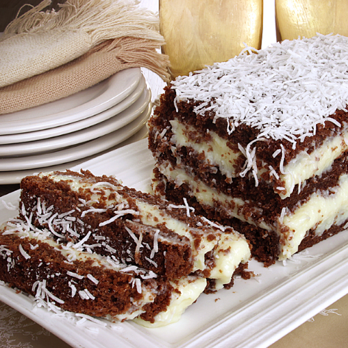 Bolo de Coco Gelado com Chocolate em 1 Hora com Nestlé