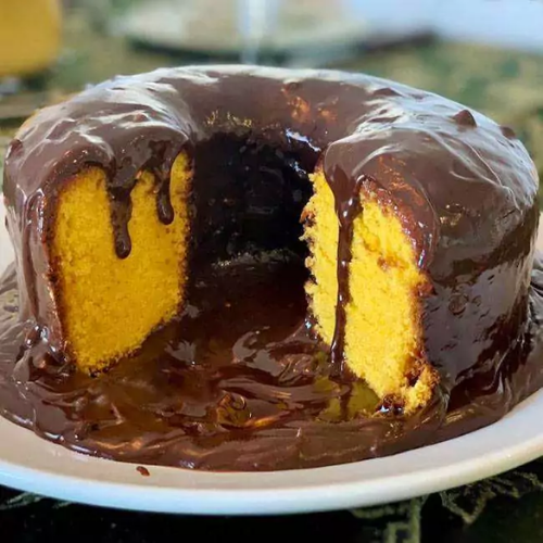 Bolo de Cenoura Recheado em 40 Minutos com Nestlé