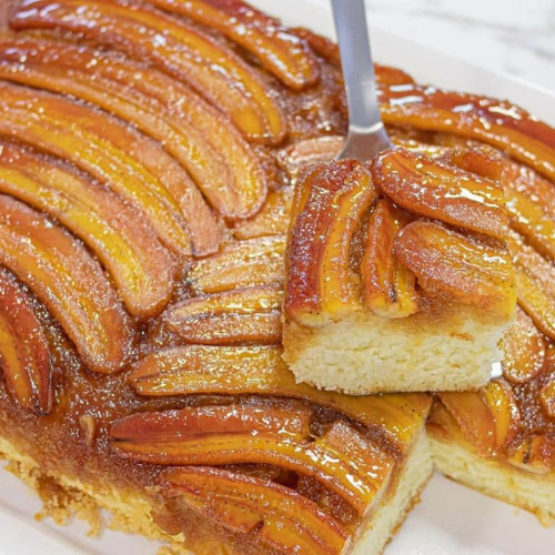 Bolo de Banana Invertido em 40 Minutos com Nestlé