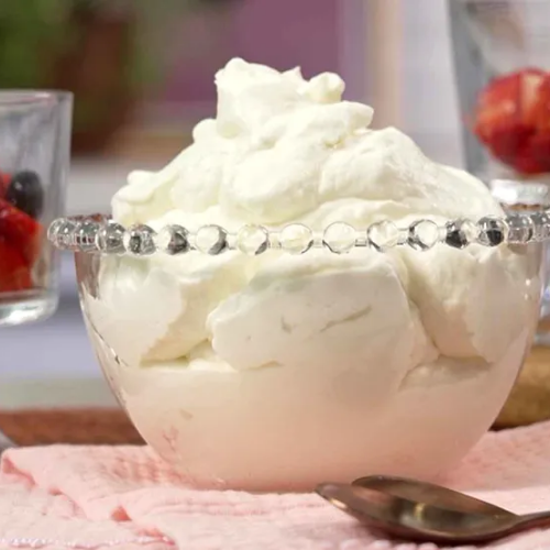Chantilly Caseiro Cremoso em 10 Minutos com Nestlé