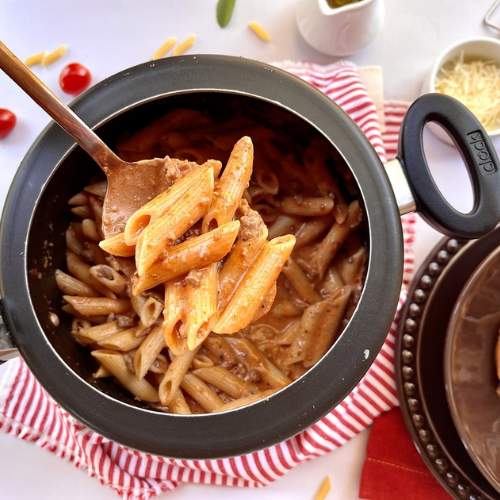 Macarrão de Panela de Pressão Cremoso em 20 Minutos com Nestlé