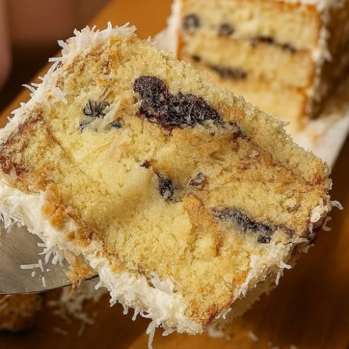 Bolo Cocada e Ameixa Delicioso em 50 Minutos com Nestlé