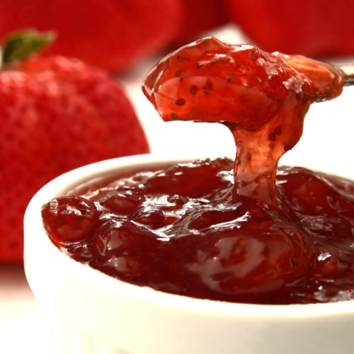 Geleia de Morango Caseira em 30 Minutos com Nestlé