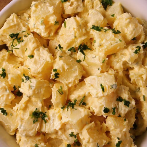Salada de Batata Cremosa em 30 Minutos com Hellmann’s