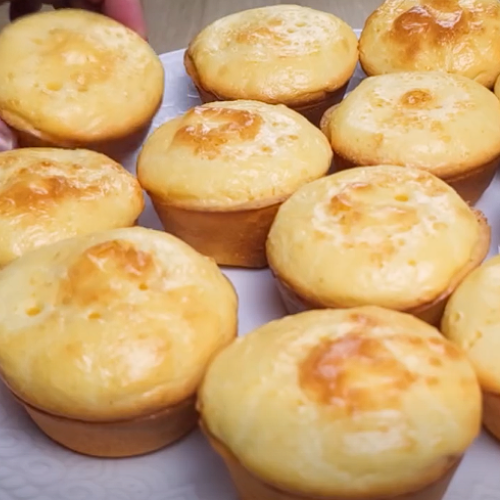 Pãozinhos de Queijo de Minas Crocantes em 30 Minutos com Tirolez