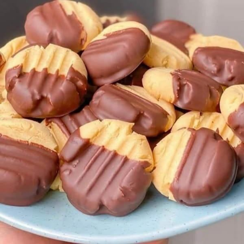 Sequilho de Leite em Pó com Chocolate em 20 Minutos com Nestlé