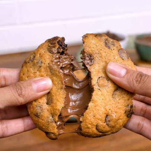 Cookies Recheados com Nutella Crocantes por Fora e Cremosos por Dentro em 25 Minutos