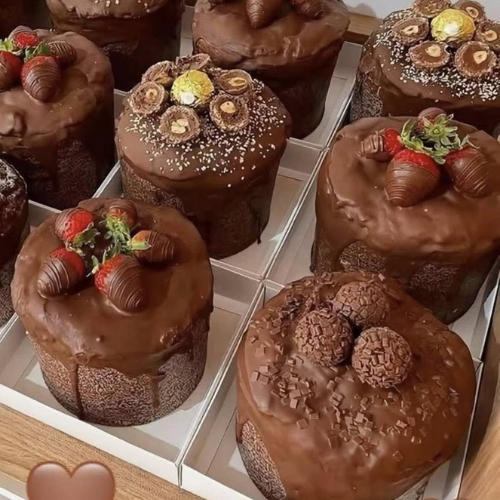 Panetone Trufado Cremoso com Recheio que Escorre Chocolate Nestlé em 30 Minutos